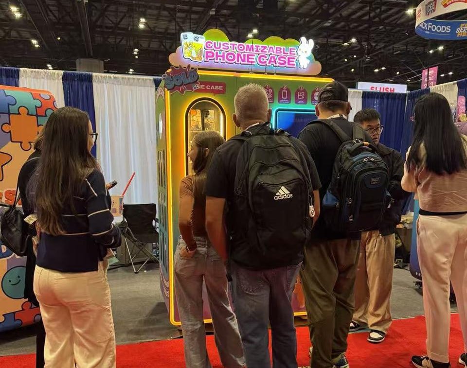 Phone Case Printing Vending Machine 9